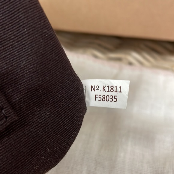 FIRM Coach leather - Picture 5 of 8